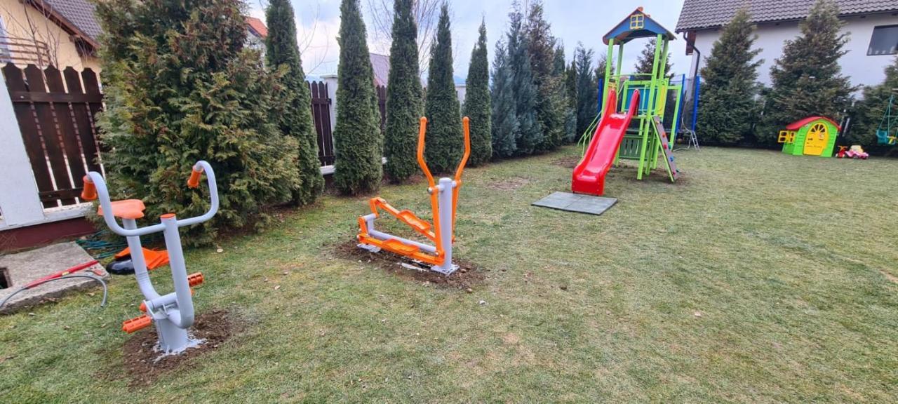 Pensiunea Dara Rîşnov エクステリア 写真