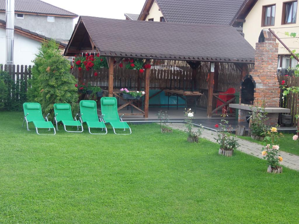 Pensiunea Dara Rîşnov エクステリア 写真